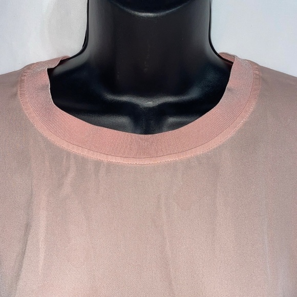 Alice + Olivia Classic Top Tee Shirt Size S Tan - Picture 2 of 7